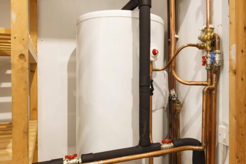 Pressurised Hot Water Cylinder Finchley N2